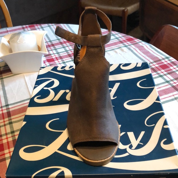 Donated - Picture 3 of 6